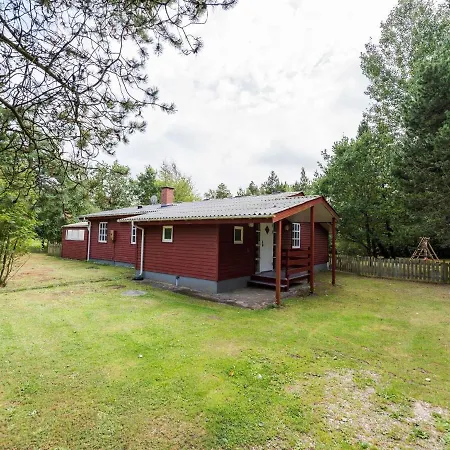 6 Person In Norre Nebel-by Traum